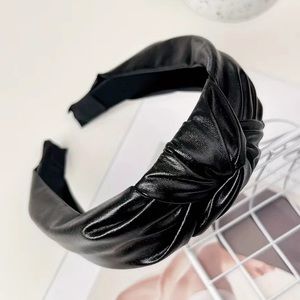 Metallic Black Knotted Headband